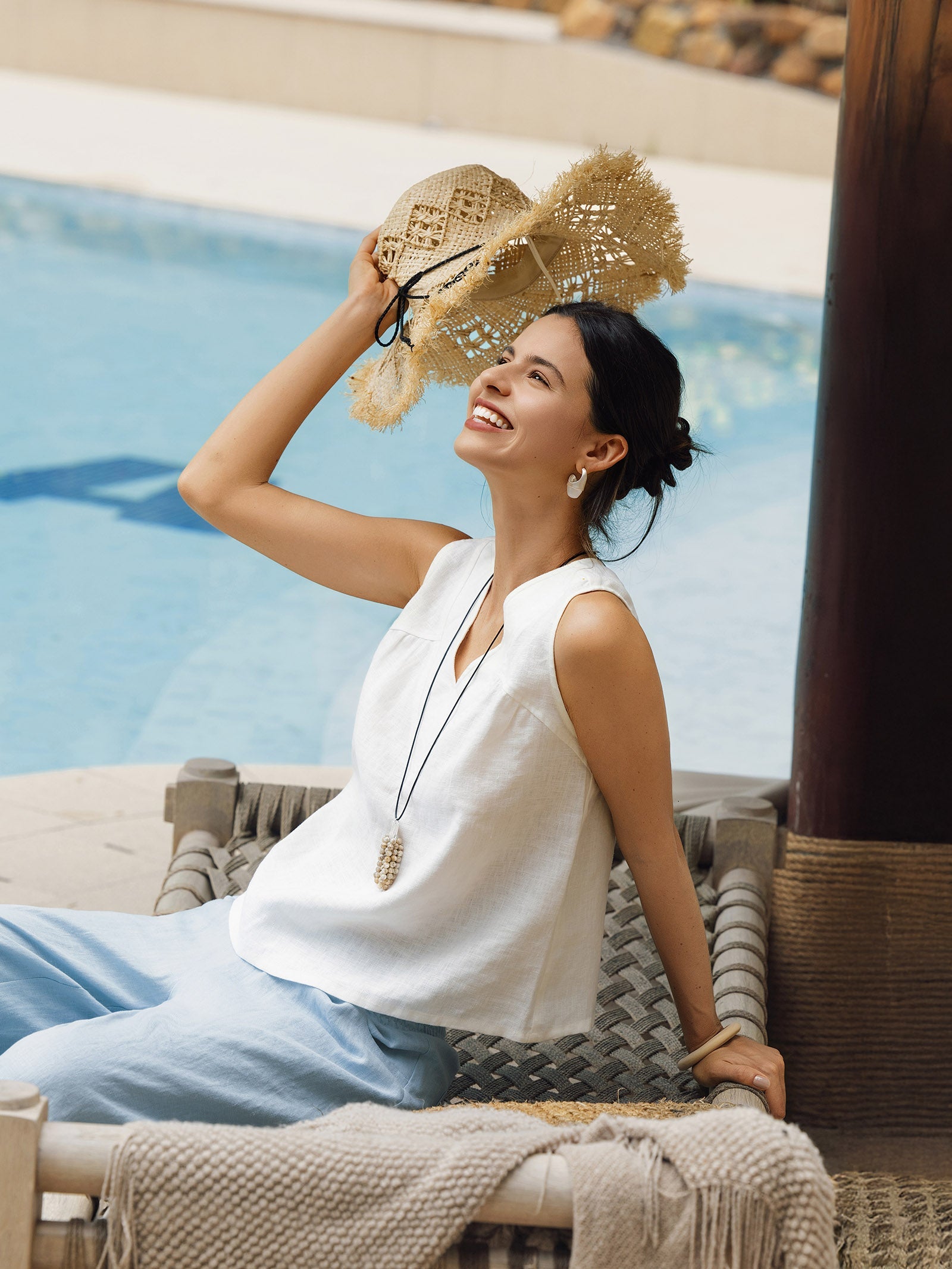 Linen V-Neck Sleeveless Tank Top