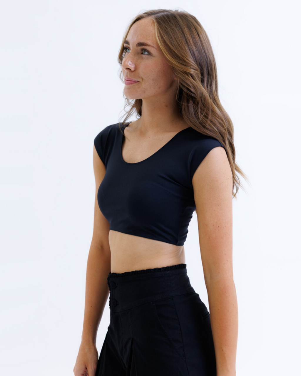 Cropped Essential Tee