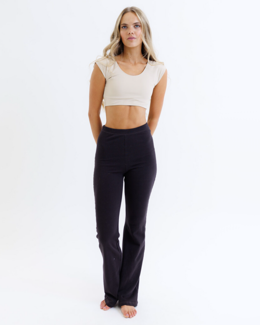 Cropped Essential Tee